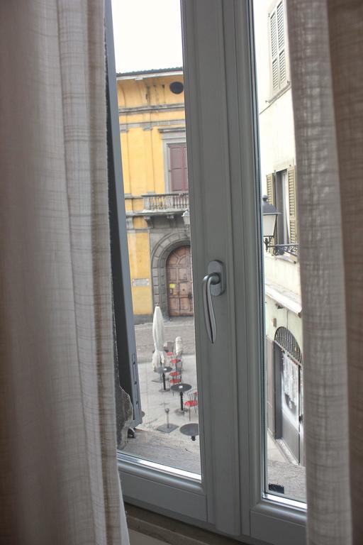Casa Vacanza Fontana Del Delfino Bergamo Camera foto
